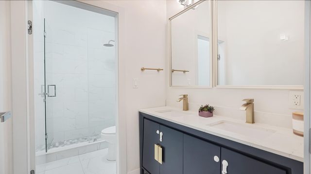 19329 NE 8th Court, Miami, FL 33179