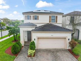 19329 NE 8th Court, Miami, FL 33179