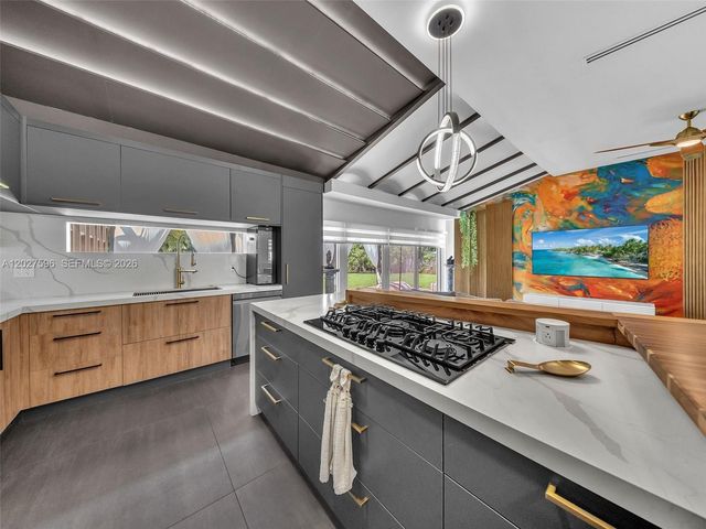 1141 Adams St, Hollywood, FL 33019