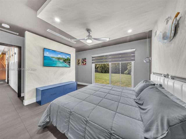 1141 Adams St, Hollywood, FL 33019