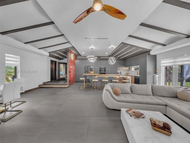 1141 Adams St, Hollywood, FL 33019