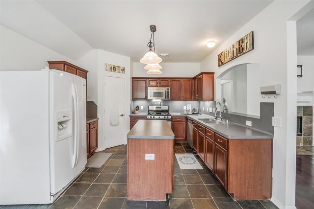 3811 Lake Ballinger Lane, Richmond, TX 77406