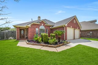 3811 Lake Ballinger Lane, Richmond, TX 77406