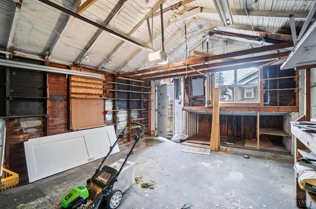 332 Chase Avenue, Hamilton, OH 45015