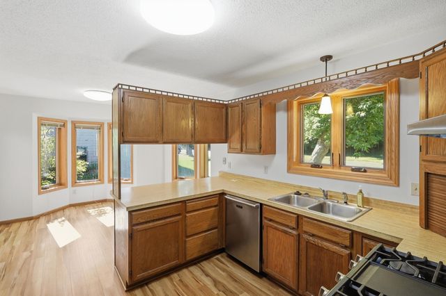7892 172nd Street W, Lakeville, MN 55044