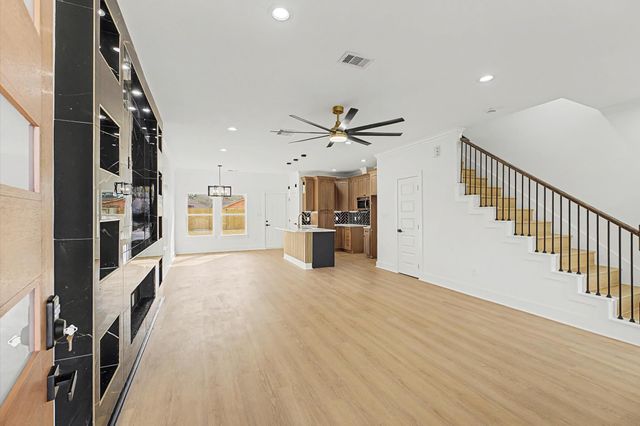 9214 Madera Road, Houston, TX 77078