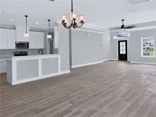 8121 Berenstain Dr, Corpus Christi, TX 78414