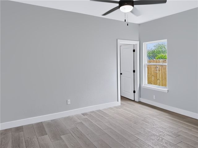 8121 Berenstain Dr, Corpus Christi, TX 78414