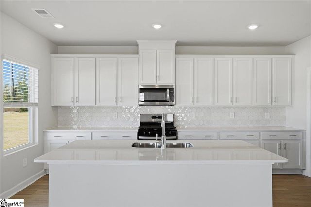 125 Terri Acres, Easley, SC 29642