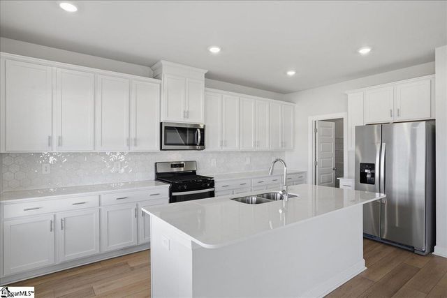 125 Terri Acres, Easley, SC 29642