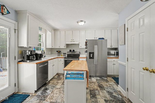 131 Carrie Drive, Archer Lodge, NC 27527