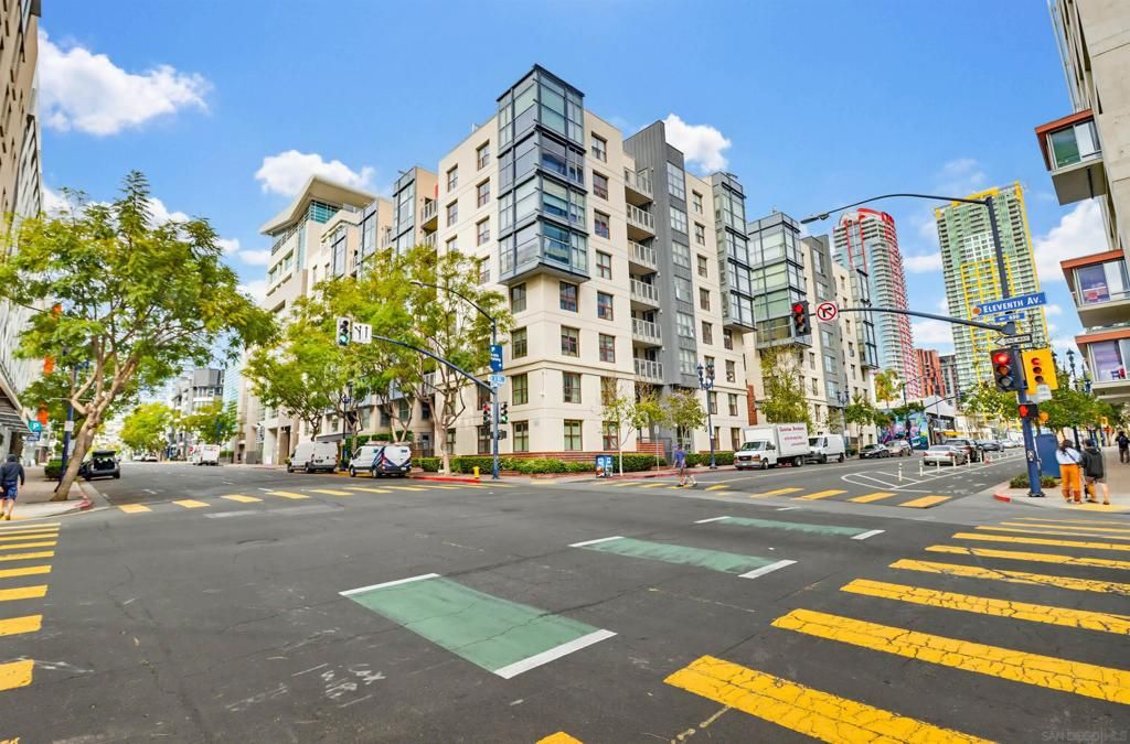 Image 10 of property listing at 1150 J Street 210, San Diego, CA 92101