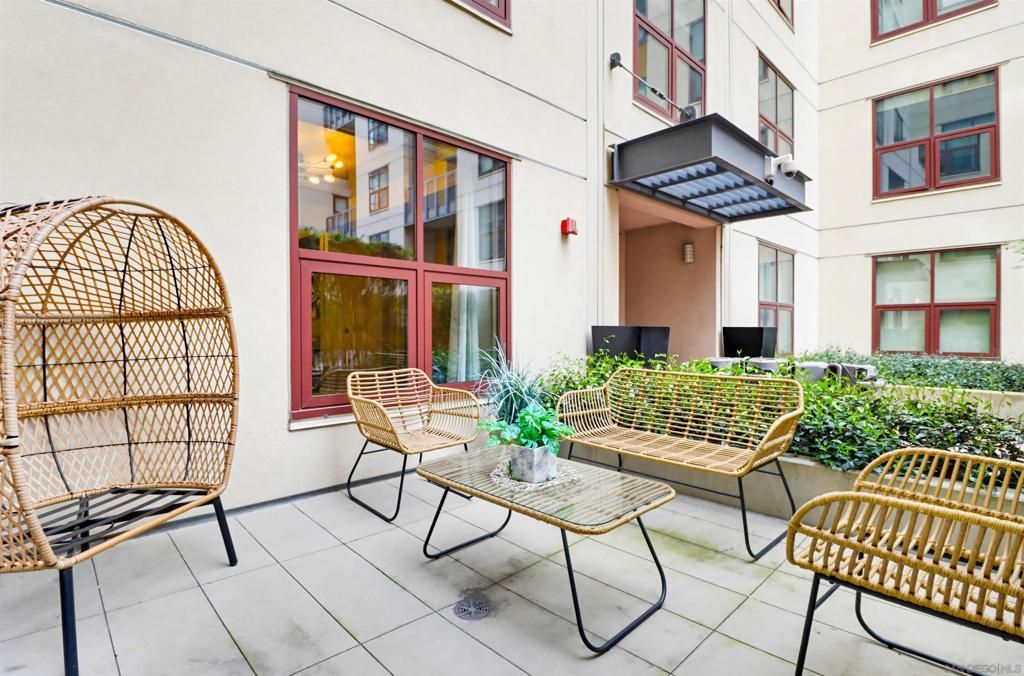 Image 14 of property listing at 1150 J Street 210, San Diego, CA 92101