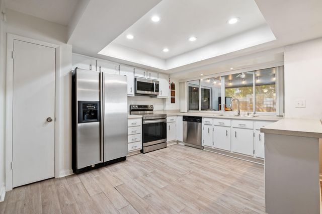 481 NW 45th Terrace, Plantation, FL 33317