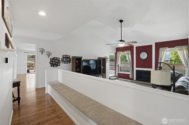 2440 Lincoln Avenue SE, Port Orchard, WA 98366