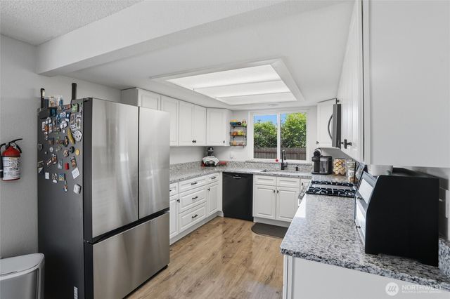 2440 Lincoln Avenue SE, Port Orchard, WA 98366