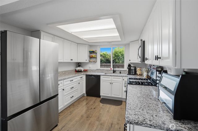 2440 Lincoln Avenue SE, Port Orchard, WA 98366