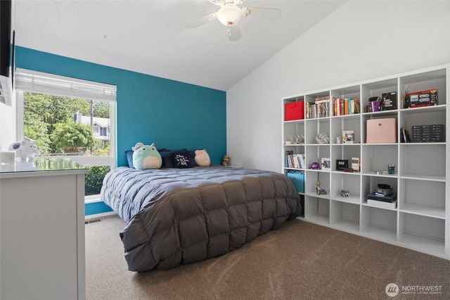 2440 Lincoln Avenue SE, Port Orchard, WA 98366