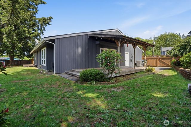 2440 Lincoln Avenue SE, Port Orchard, WA 98366
