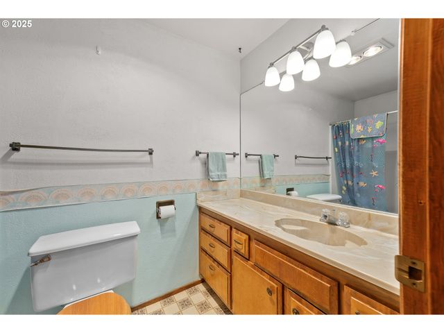 1223 SABLE Dr, Roseburg, OR 97470