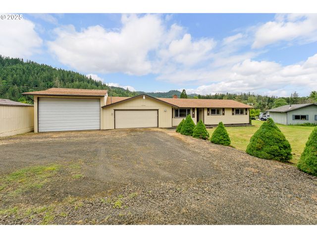 1223 SABLE Dr, Roseburg, OR 97470