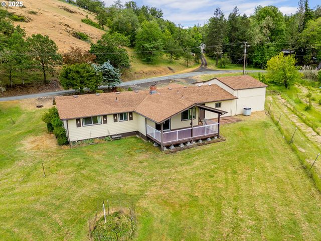 1223 SABLE Dr, Roseburg, OR 97470
