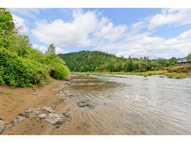 1223 SABLE Dr, Roseburg, OR 97470