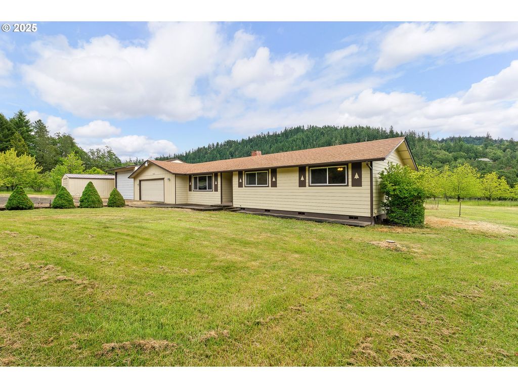 1223 SABLE Dr, Roseburg, OR 97470