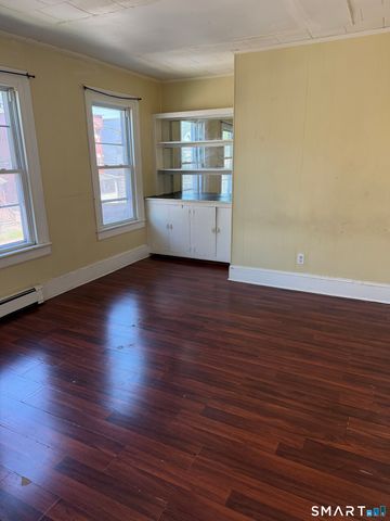 961 Hancock Avenue, Bridgeport, CT 06605