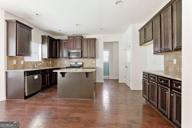 46 Torero Trail, Newnan, GA 30263