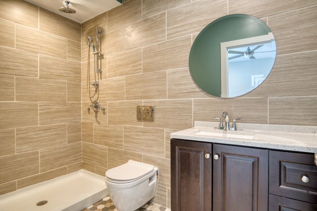 1518 E Wilke Road, Rothbury, MI 49452