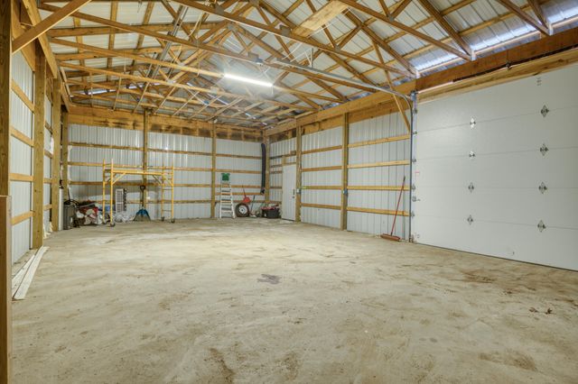 1518 E Wilke Road, Rothbury, MI 49452