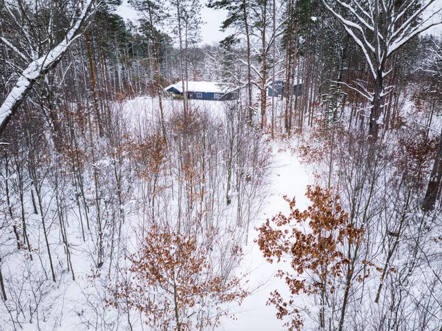 1518 E Wilke Road, Rothbury, MI 49452