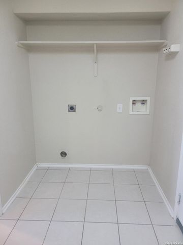 8911 Anderson Chase, Converse, TX 78109