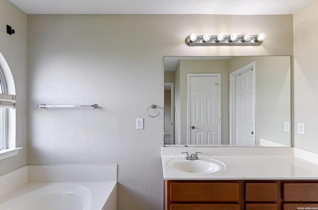 8911 Anderson Chase, Converse, TX 78109