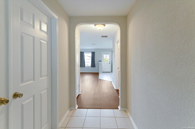 8911 Anderson Chase, Converse, TX 78109