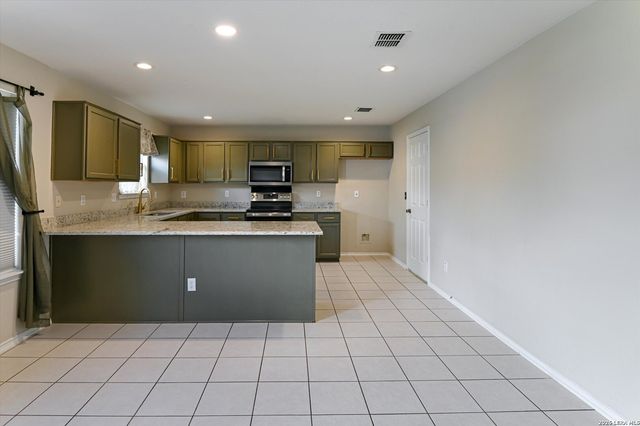 8911 Anderson Chase, Converse, TX 78109