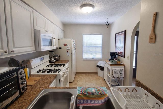 1391 MISSION HILLS BOULEVARD, Clearwater, FL 33759