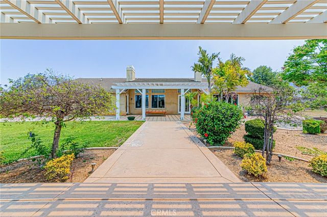 4088 Shady Ridge Circle, Corona, CA 92881
