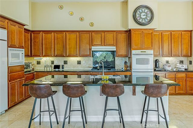 4088 Shady Ridge Circle, Corona, CA 92881