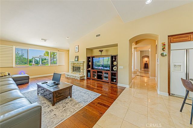 4088 Shady Ridge Circle, Corona, CA 92881