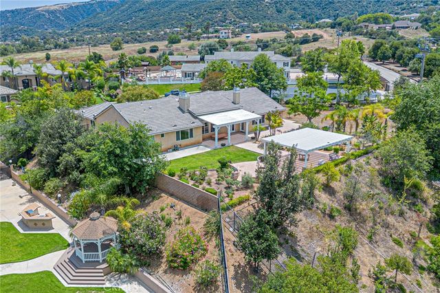 4088 Shady Ridge Circle, Corona, CA 92881