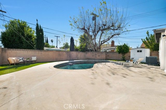 19844 Hemmingway Street, Winnetka (los Angeles), CA 91306