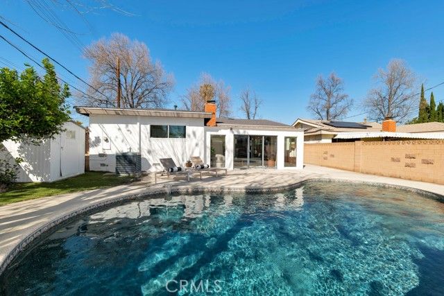 19844 Hemmingway Street, Winnetka (los Angeles), CA 91306