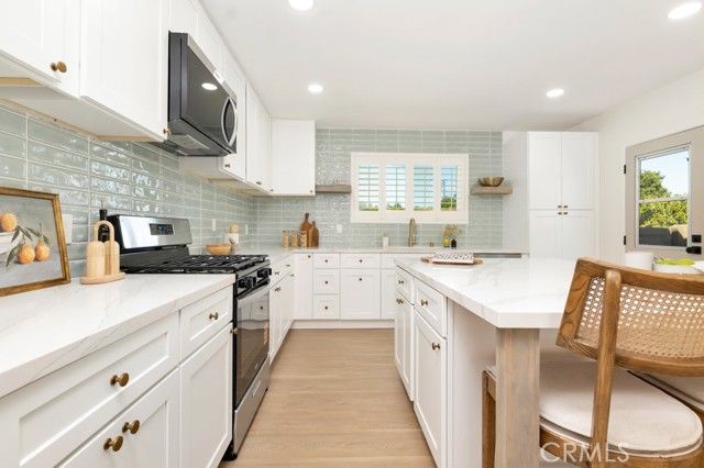 19844 Hemmingway Street, Winnetka (los Angeles), CA 91306