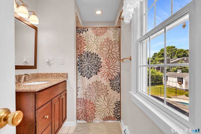 18 Carriage Drive, Burlington, CT 06013