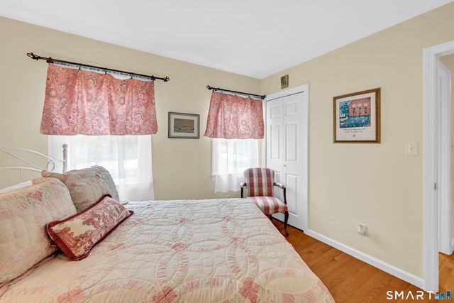 18 Carriage Drive, Burlington, CT 06013