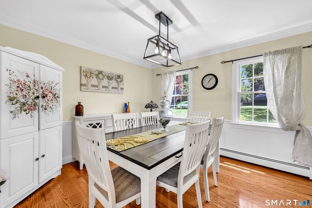 18 Carriage Drive, Burlington, CT 06013