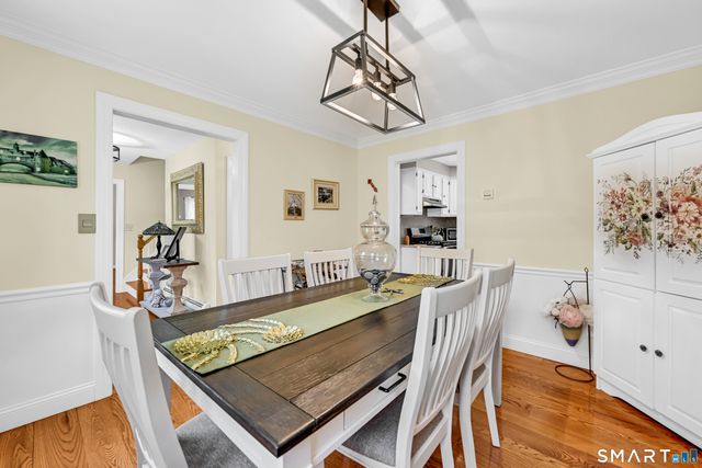 18 Carriage Drive, Burlington, CT 06013