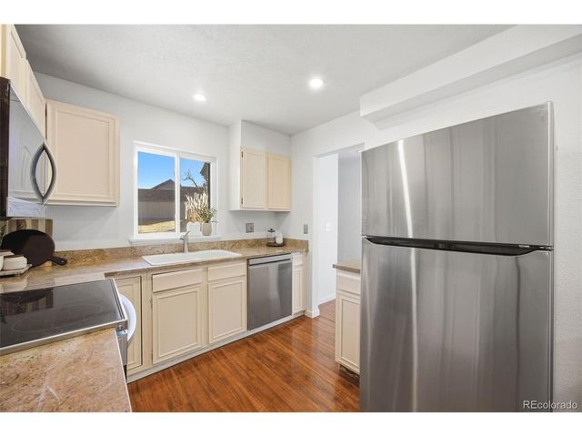 2418 S Victor St A, Aurora, CO 80014